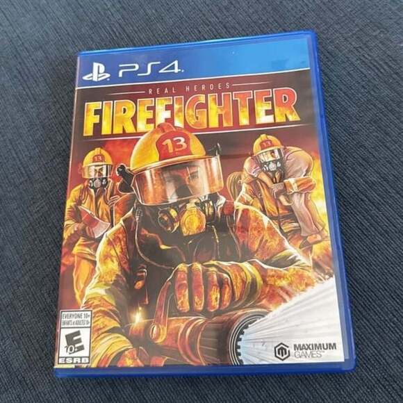 Real Heroes: Firefighter - Picture 1 of 1